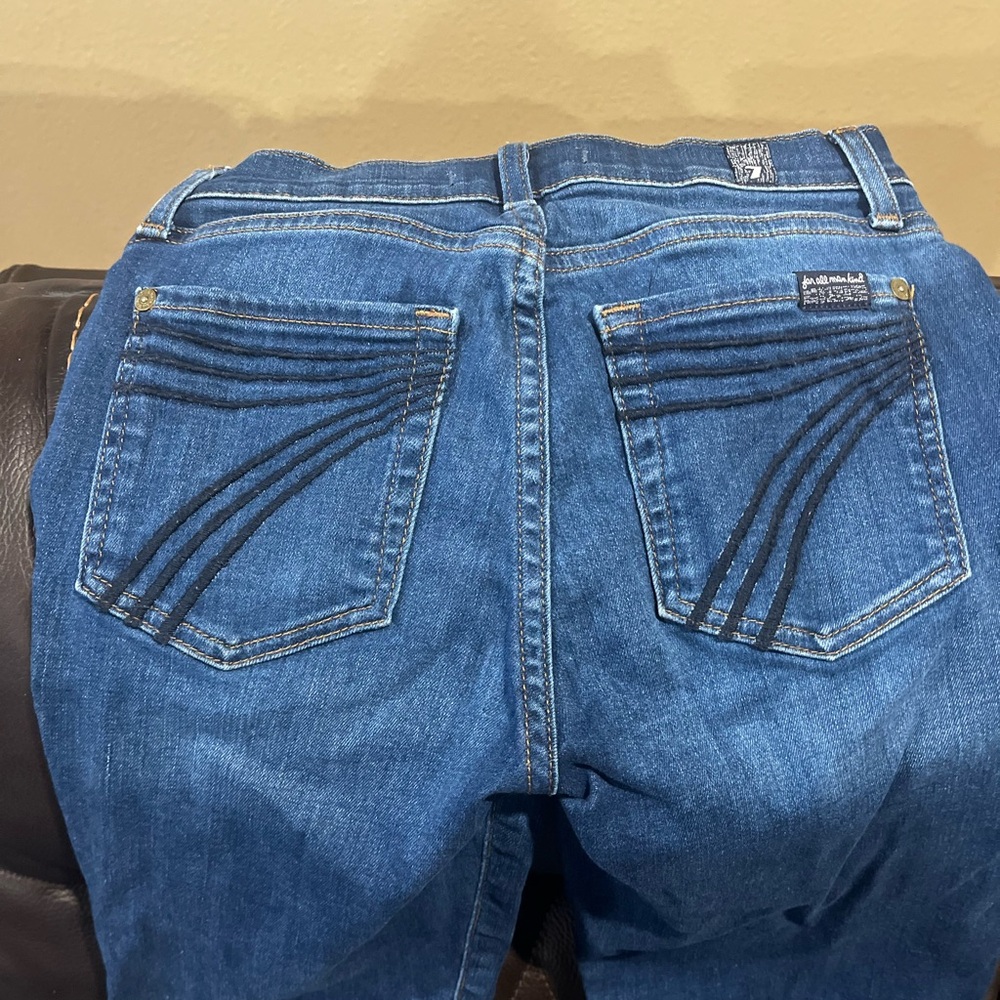 Size 25 
7 for all man kind dojo.